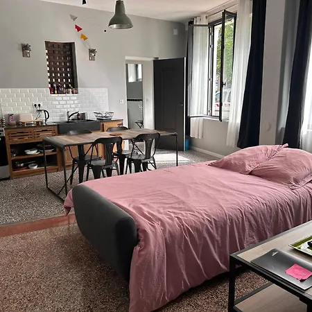 Apartament Independant Dans Maison De Village *
